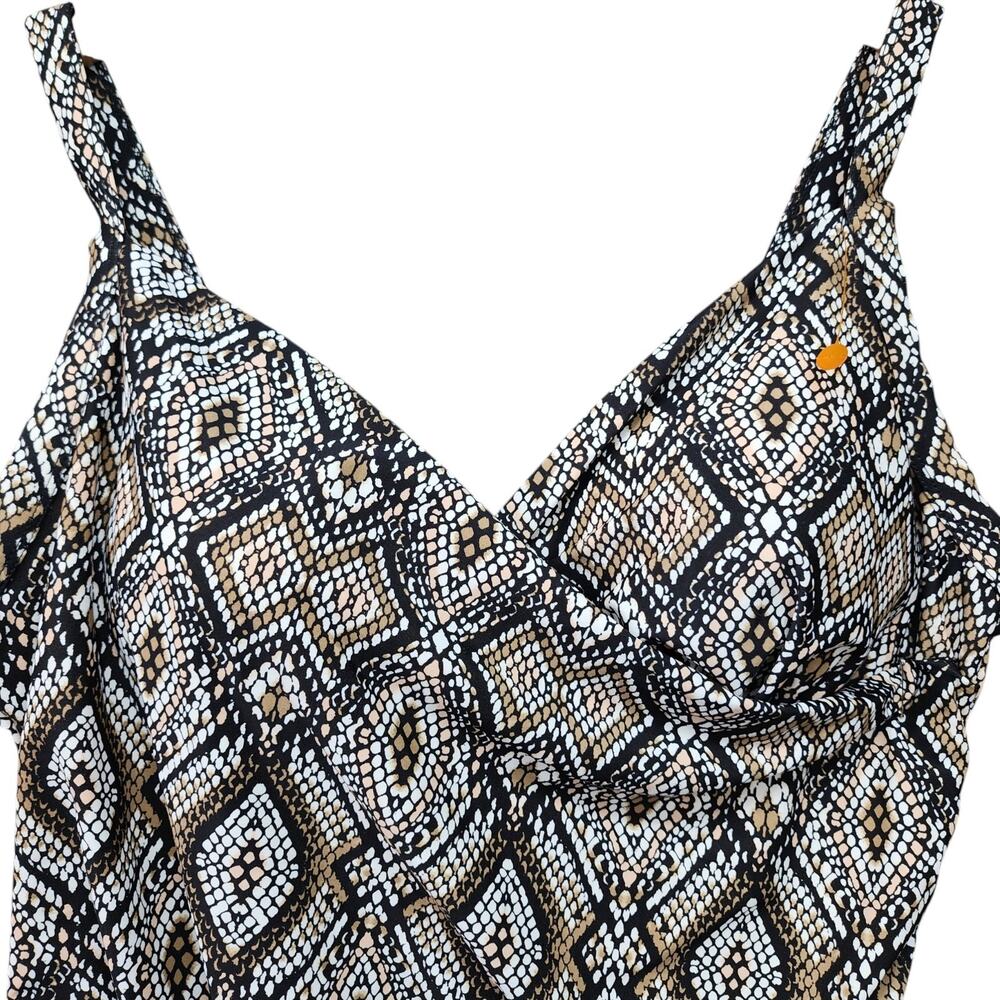 Catalina Suddenly Slim Swimsuit 3X 22W-24W Leopard Wrap One Piece Tummy - Picture 4 of 11